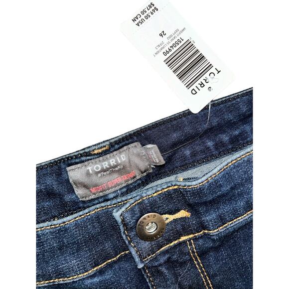 NEW Torrid Jeans 26T Womens Plus Size Blue Denim Midfit Super‎ Skinny Super Soft - Picture 12 of 12